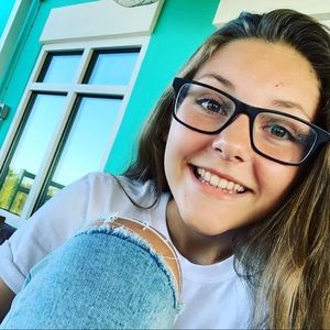 Meet your Posher, Lilli